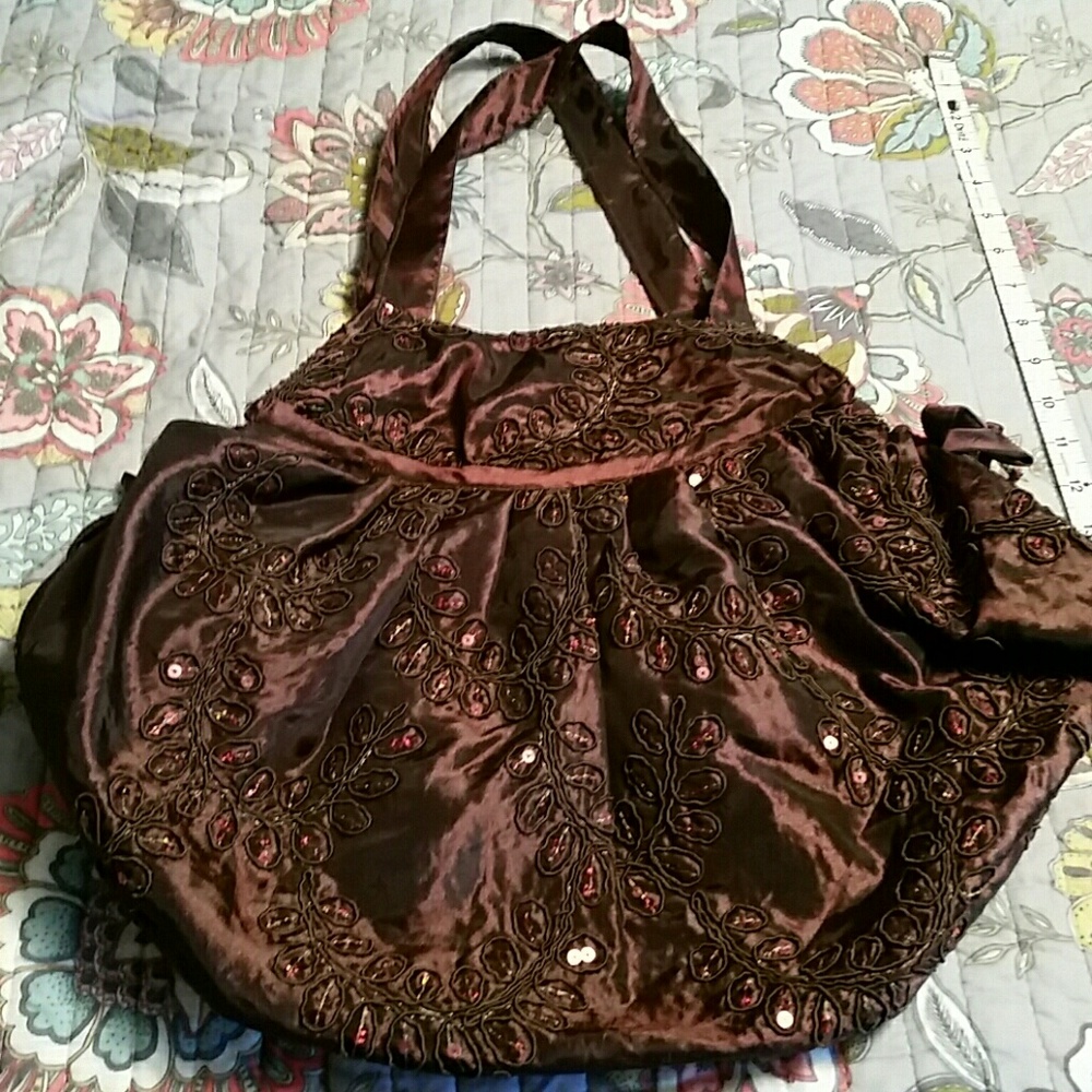 Lightweight spring sequin embellished purse